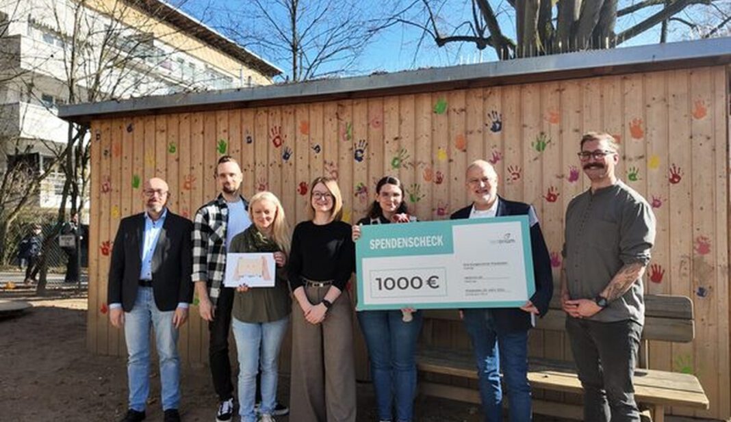 1.000 Euro und ein Lernroboter stärken MINT-Angebot der Kita Europaviertel