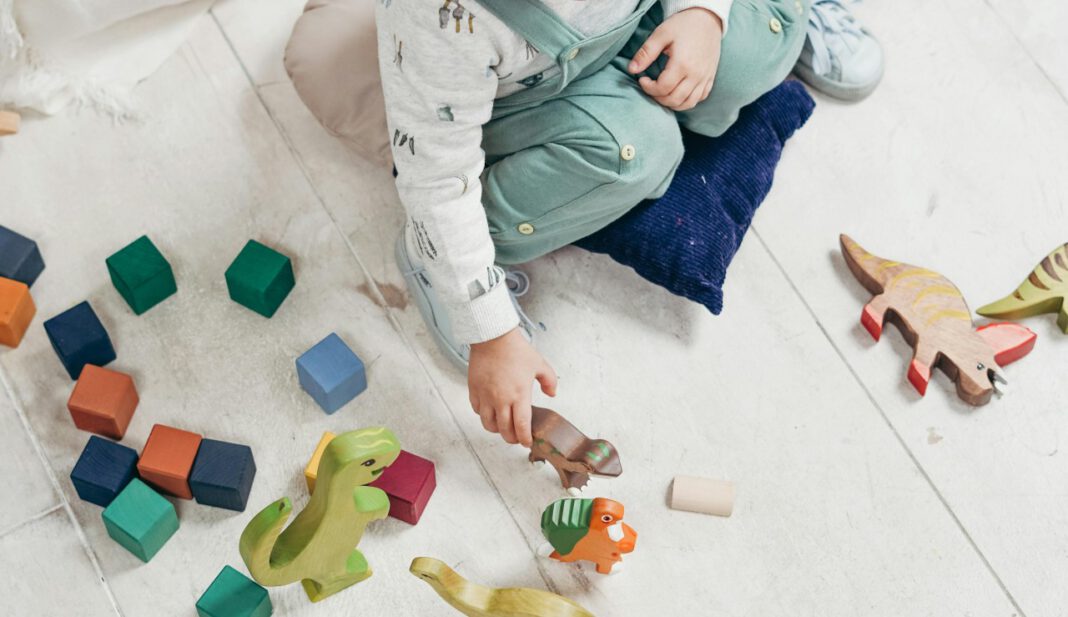 15 Jugendliche aus dem Rheingau erhalten Babysitterzertifikat nach zweitägigem Kurs in Eltville 15 Jugendliche aus dem Rheingau erhalten Babysitterzertifikat nach zweitägigem Kurs in Eltville