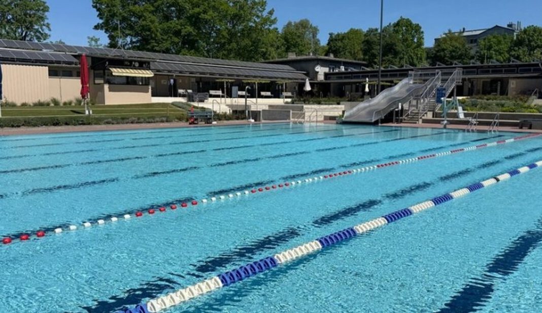 Rheingauer Freibäder starten Schwimmkurse für Kinder: Anmeldungstermine im Mai