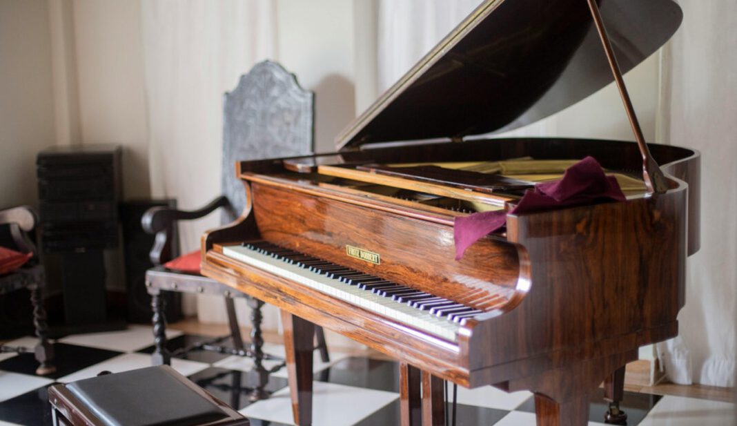 Studierende der Wiesbadener Musikakademie spielen Programm von Bach bis Korngold Studierende der Wiesbadener Musikakademie spielen Programm von Bach bis Korngold