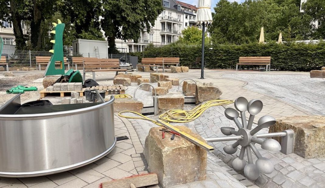 Wasserspielplatz in den Reisinger Anlagen kurz vor der Freigabe