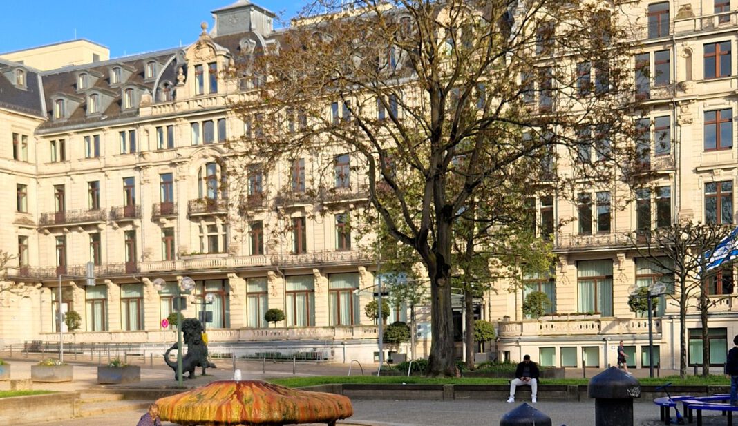 Wiesbaden diskutiert Reaktivierung und geothermische Nutzung der Thermalquellen