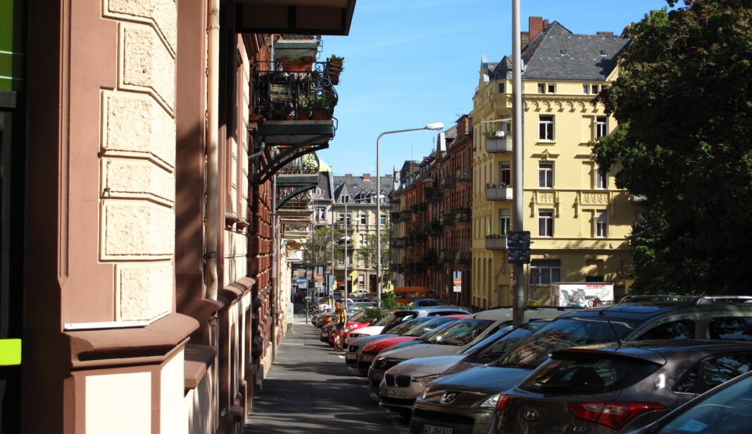 Wiesbaden führt pauschalen Parktarif von fünf Euro an Adventswochenenden ein Wiesbaden führt pauschalen Parktarif von fünf Euro an Adventswochenenden ein