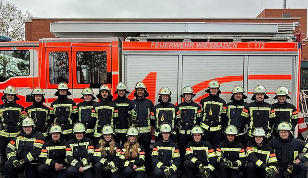 Wiesbaden nimmt Grundausbildung der Freiwilligen Feuerwehr nach Ausbildermangel wieder auf Wiesbaden nimmt Grundausbildung der Freiwilligen Feuerwehr nach Ausbildermangel wieder auf